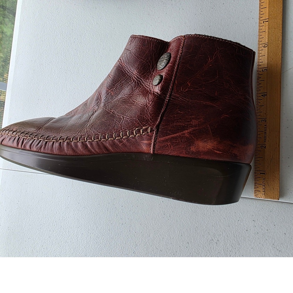SAS Jade Ankle Boots Distressed Leather 9 WW Side Zip Bootie Tripad Comfort USA - Picture 9 of 10
